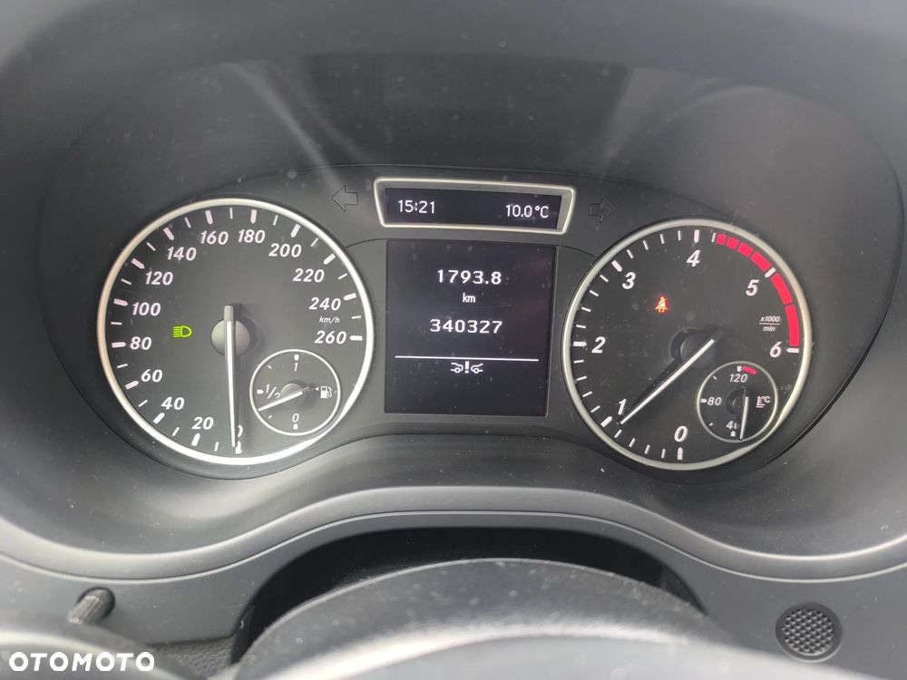 Mercedes-Benz Klasa B 180 CDI (BlueEFFICIENCY) - 10