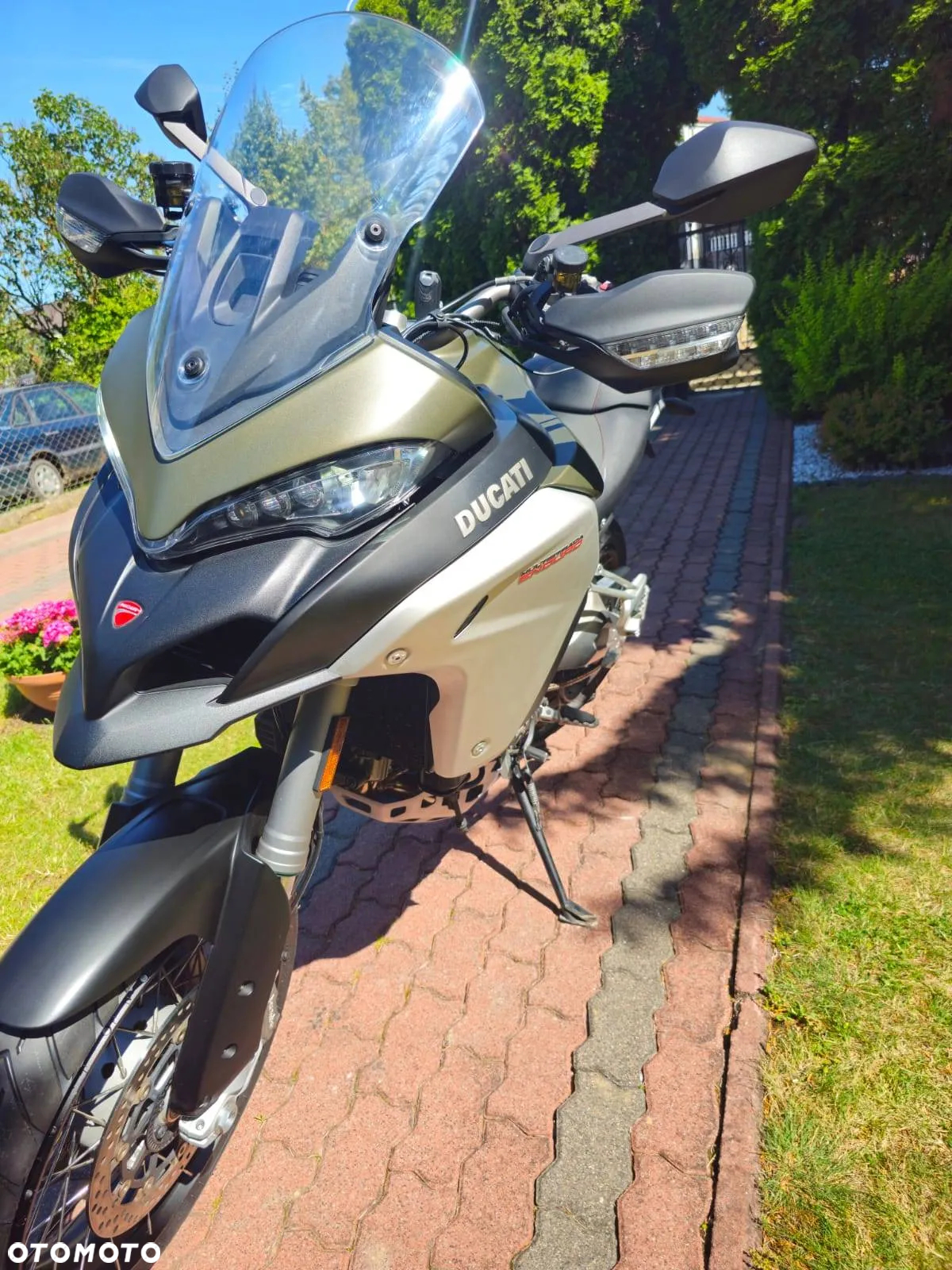 Ducati Multistrada - 11