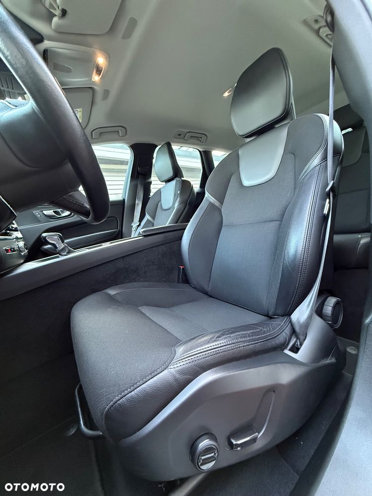 Volvo XC 60 D4 Geartronic Momentum Pro - 7