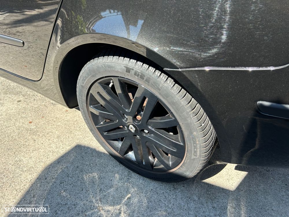 Renault Laguna 2.2 dCi Dynami. Luxe Auto. - 1