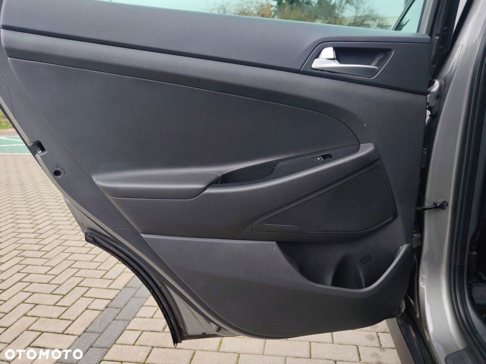 Hyundai Tucson 1.6 GDI BlueDrive Comfort 2WD - 23