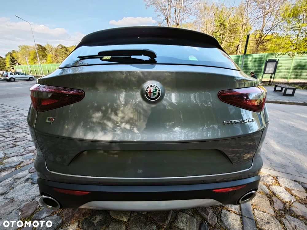 Alfa Romeo Stelvio 2.0 Turbo Business Q4 - 4