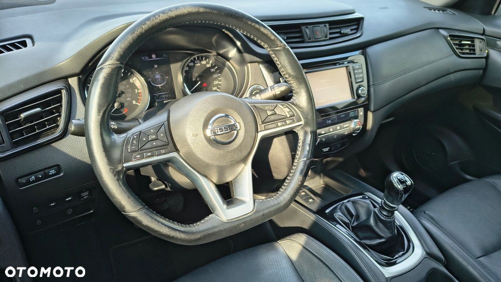 Nissan X-Trail 1.6 DIG-T Tekna 2WD - 37