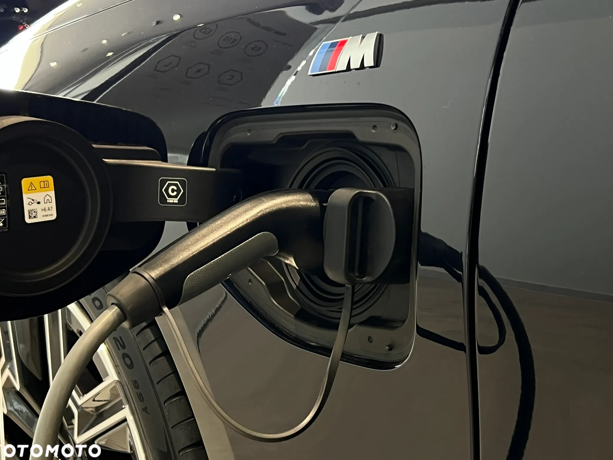 BMW Seria 5 530e xDrive PHEV M Sport - 13