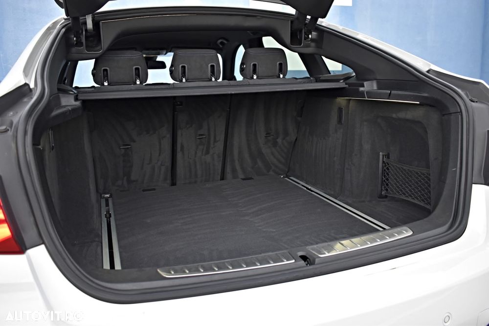 BMW Seria 3 320d xDrive Sport-Aut. M Sport - 31