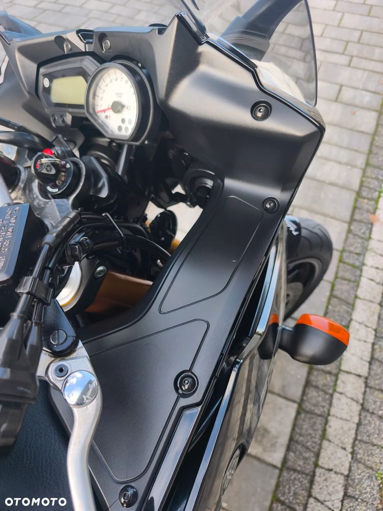 Yamaha FZ8 - 33