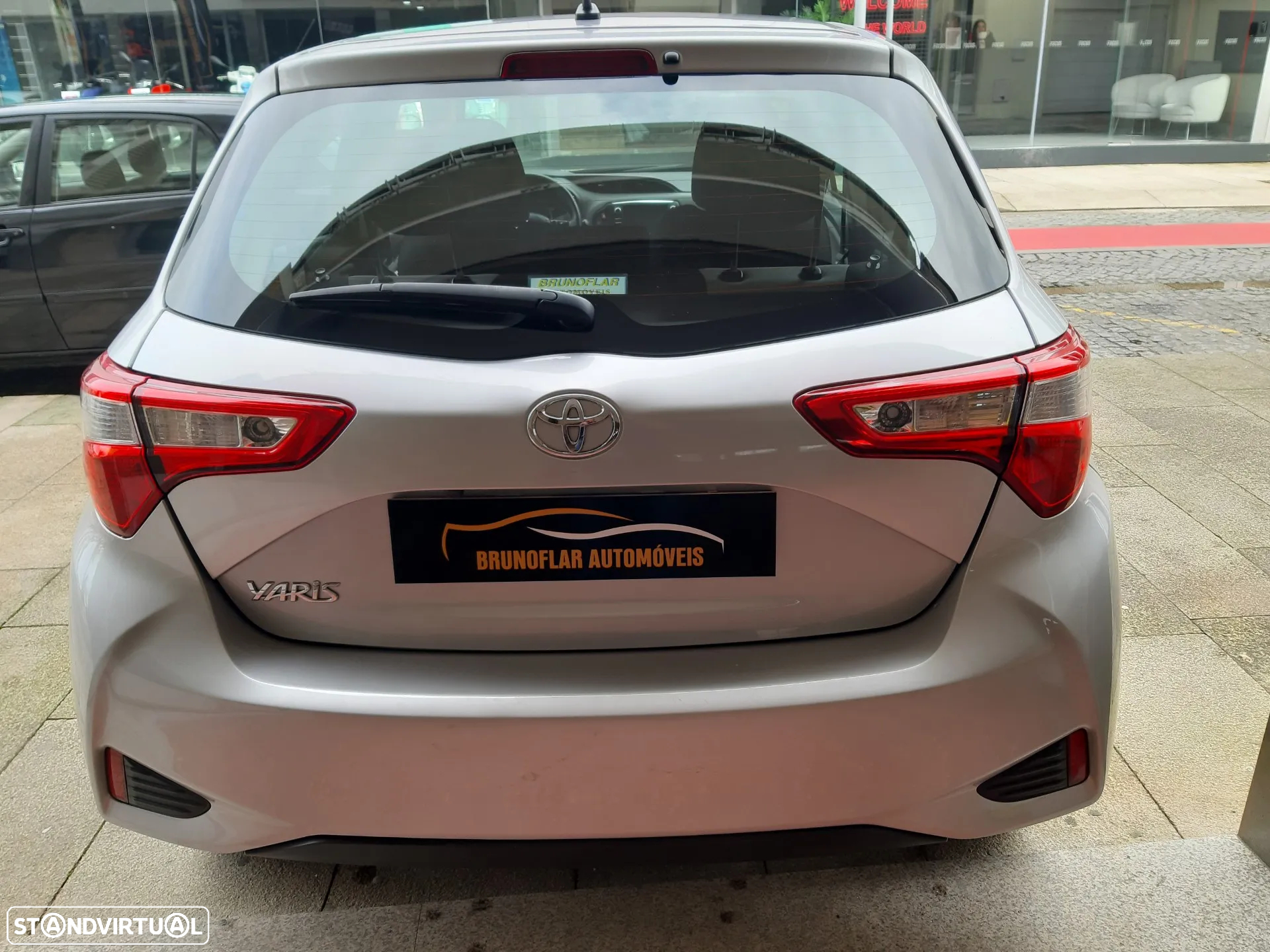 Toyota Yaris 1.0 VVT-i Comfort - 14