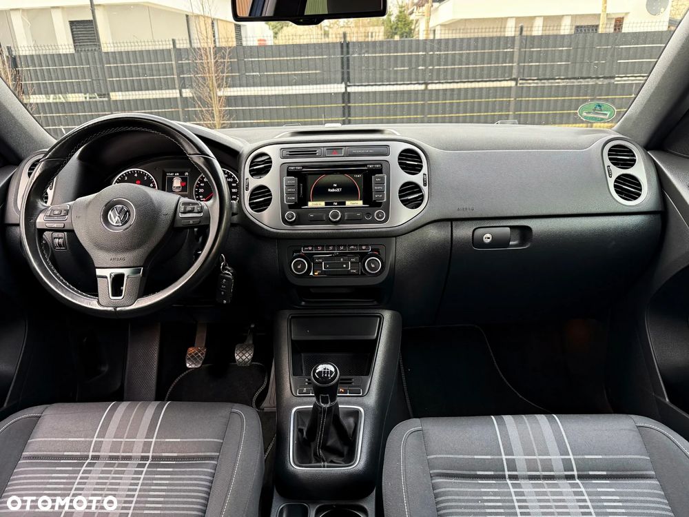 Volkswagen Tiguan 1.4 TSI BlueMotion Technology Lounge Sport & Style - 2