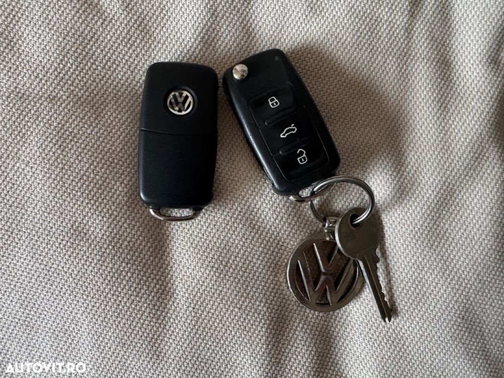 Volkswagen Tiguan - 22