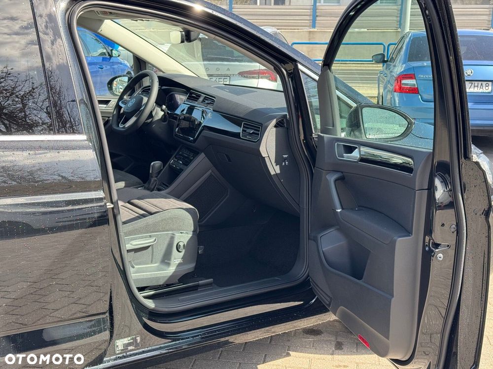 Volkswagen Touran - 7