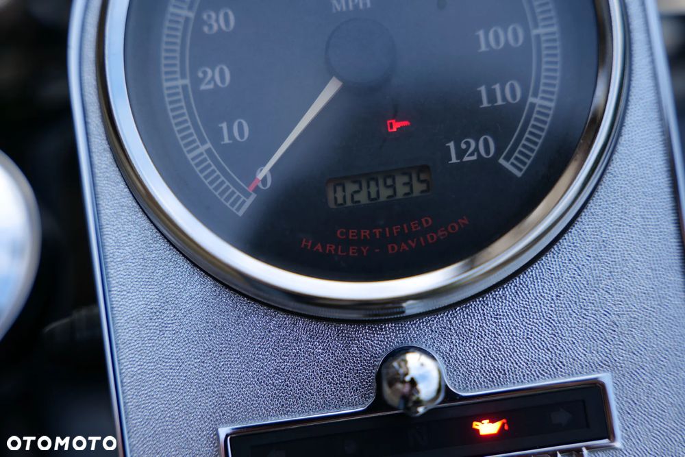 Harley-Davidson Touring Road King - 22