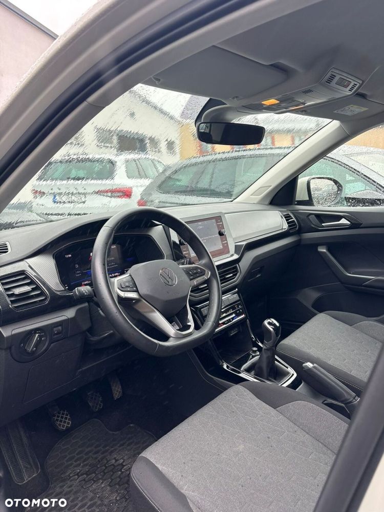 Volkswagen T-Cross - 26