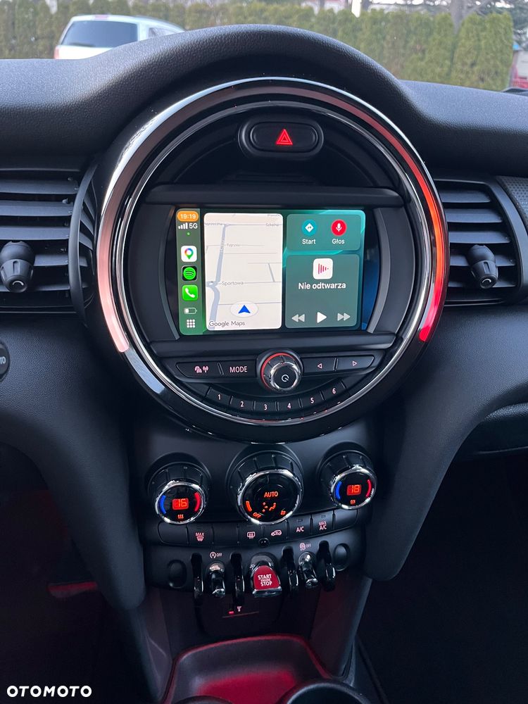 MINI Cooper Standard - 21