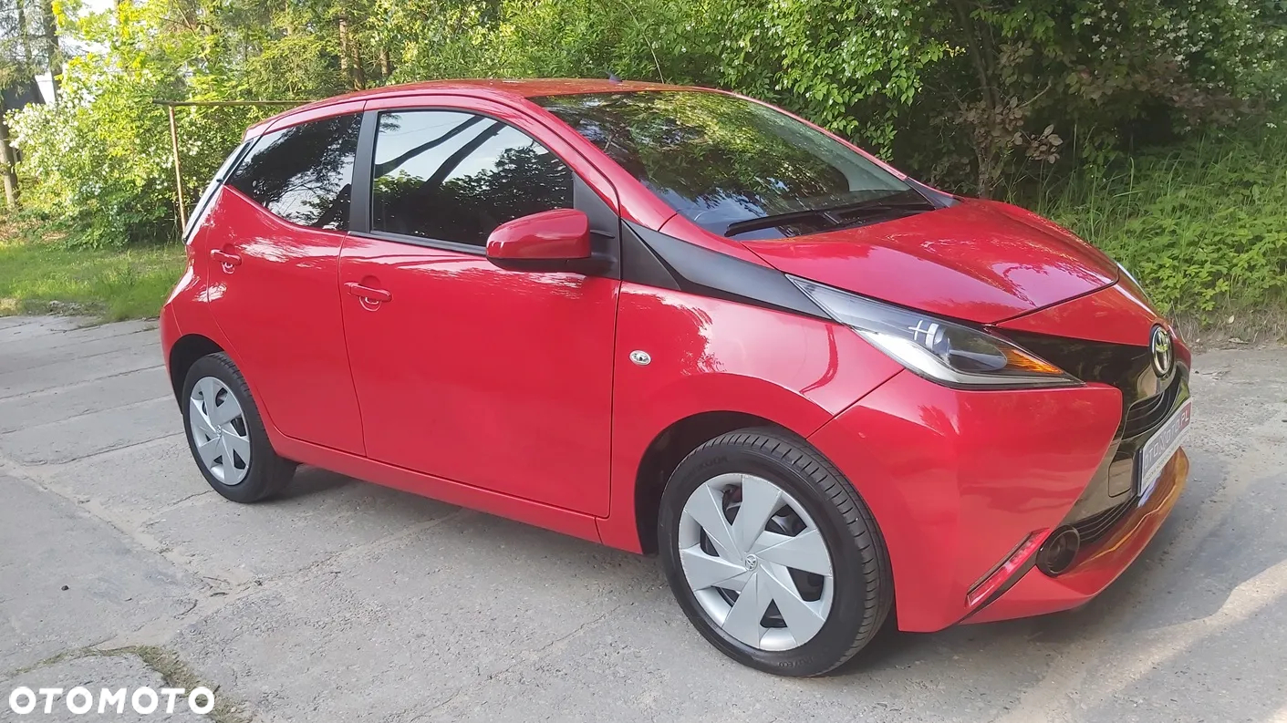 Toyota Aygo x-play - 5