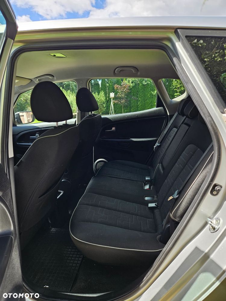 Kia Venga 1.6 M - 6