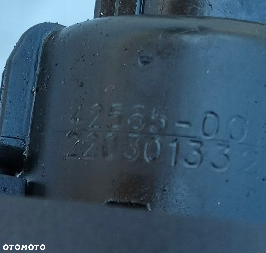 KOREK WLEWU PALIWA KLUCZYKI CITROEN C5 III X7 HDI 220301332 42565-00 - 6