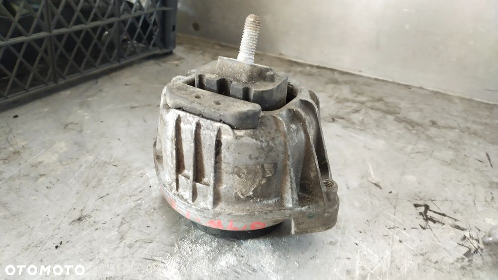 PODUSZKA SILNIKA BMW E82 BENZYNA 139811 12 - 1
