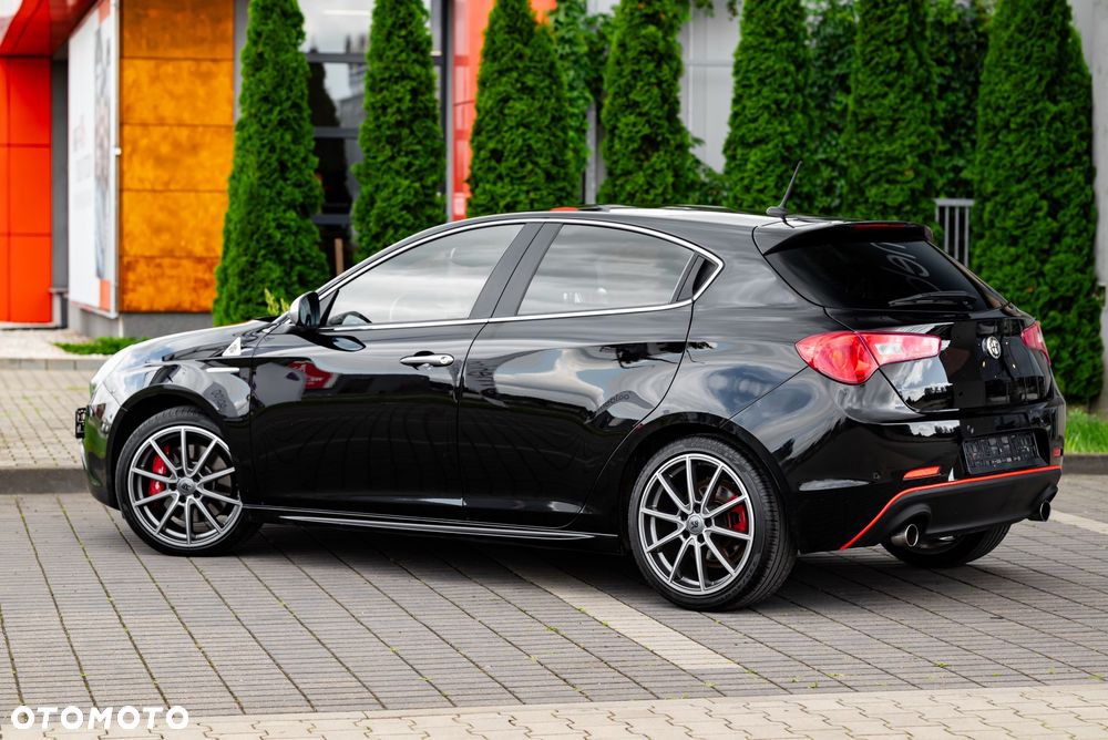 Alfa Romeo Giulietta 1750 TBi Quadrifoglio Verde - 10
