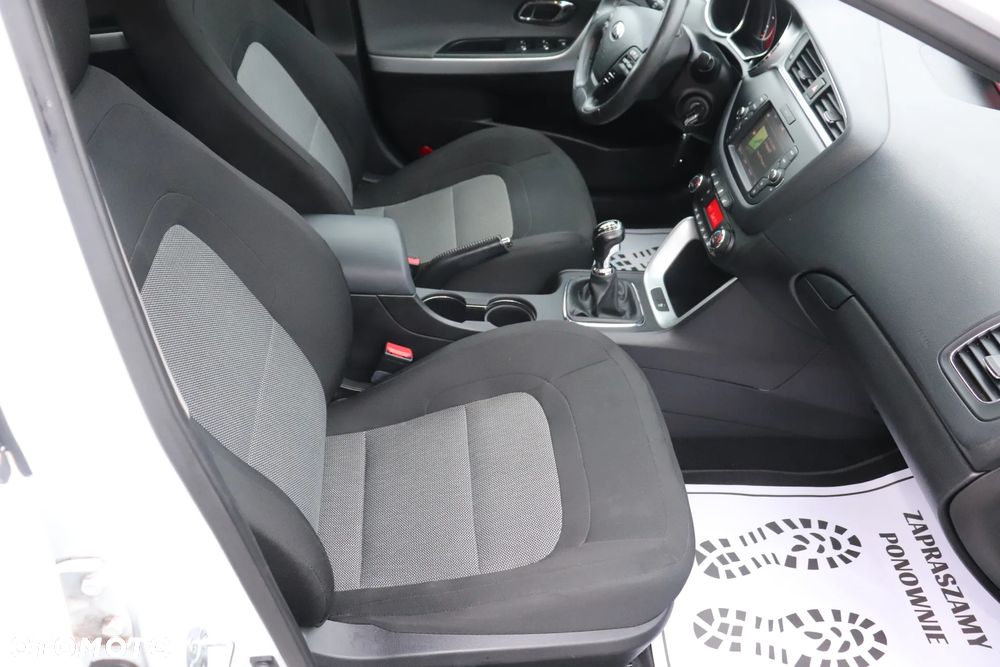 Kia Ceed 1.6 GDI Spirit - 33