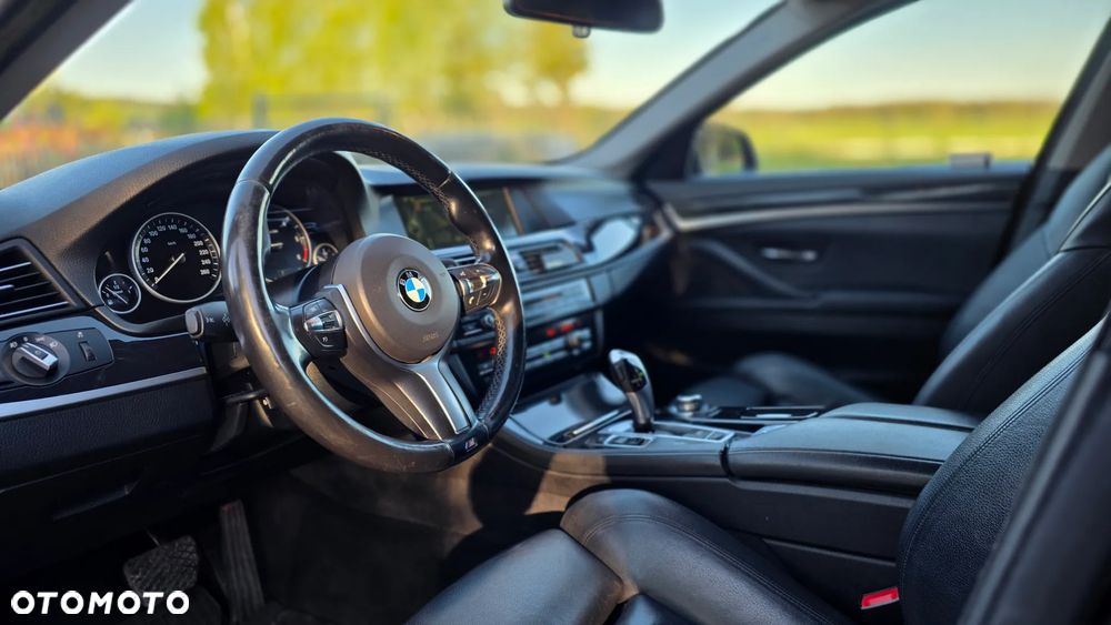 BMW Seria 5 520d xDrive Sport Line - 10