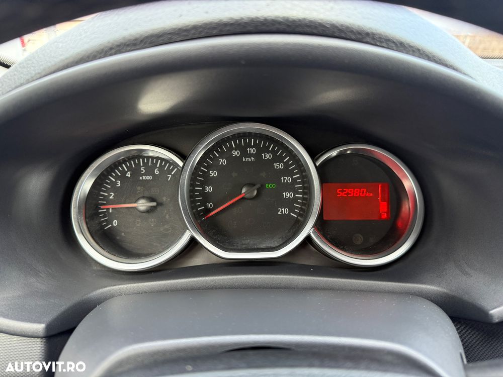 Dacia Logan 0.9 90CP Laureate - 8