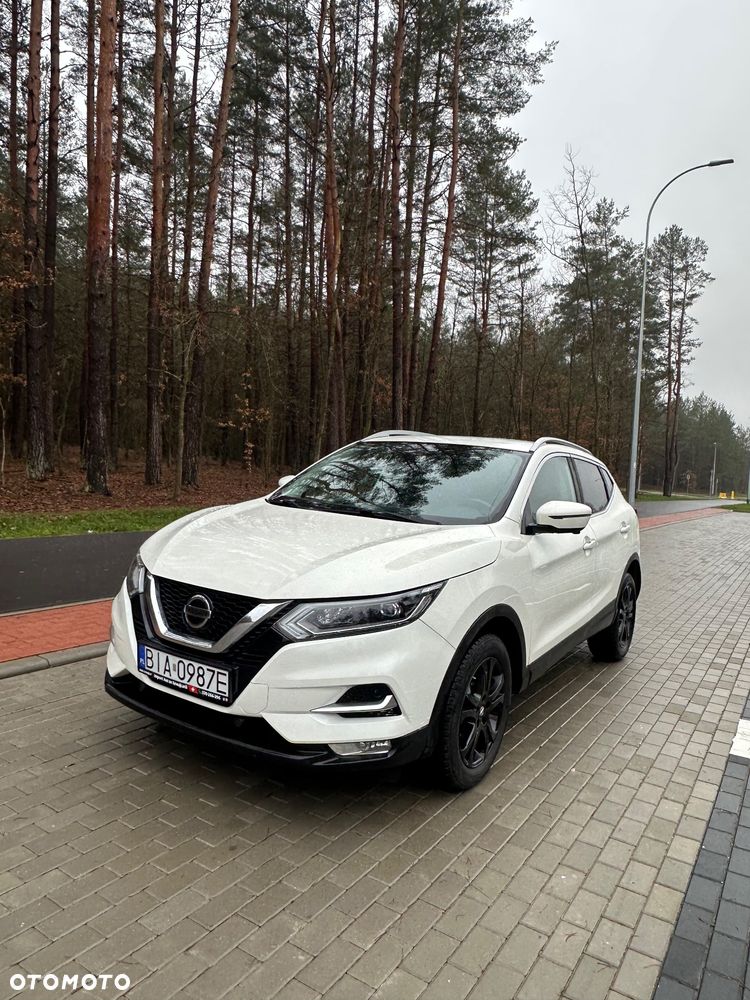 Nissan Qashqai 1.3 DIG-T Tekna DCT - 2