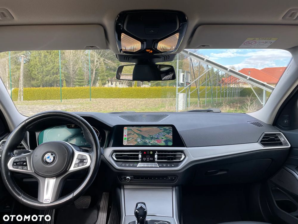 BMW Seria 3 320d - 23