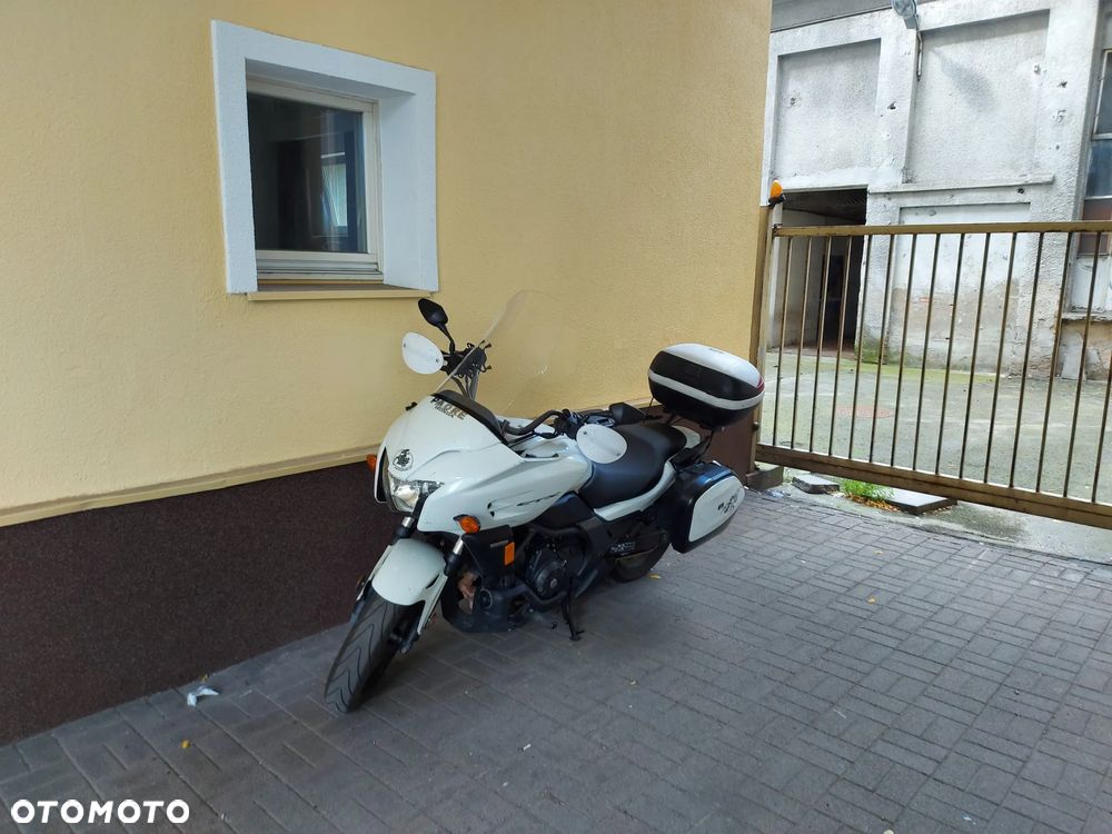 Honda CTX - 2