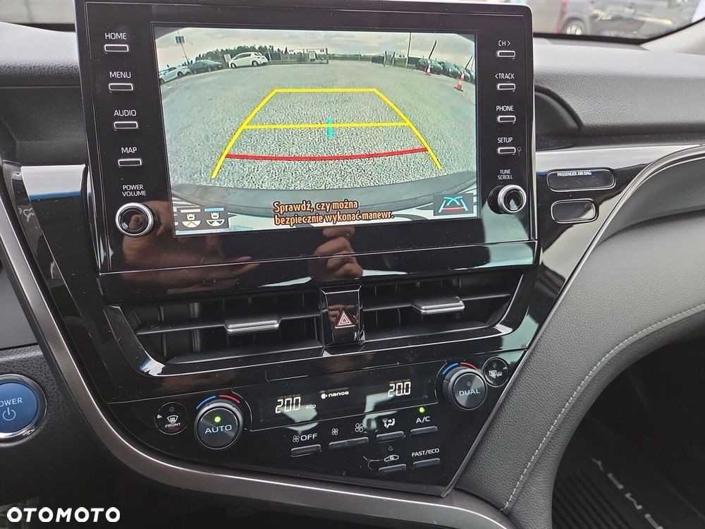 Toyota Camry 2.5 Hybrid Prestige CVT - 20