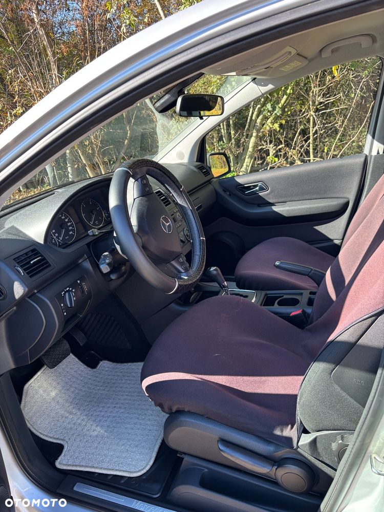 Mercedes-Benz Klasa A 160 CDI Autotronic Special Edition - 8