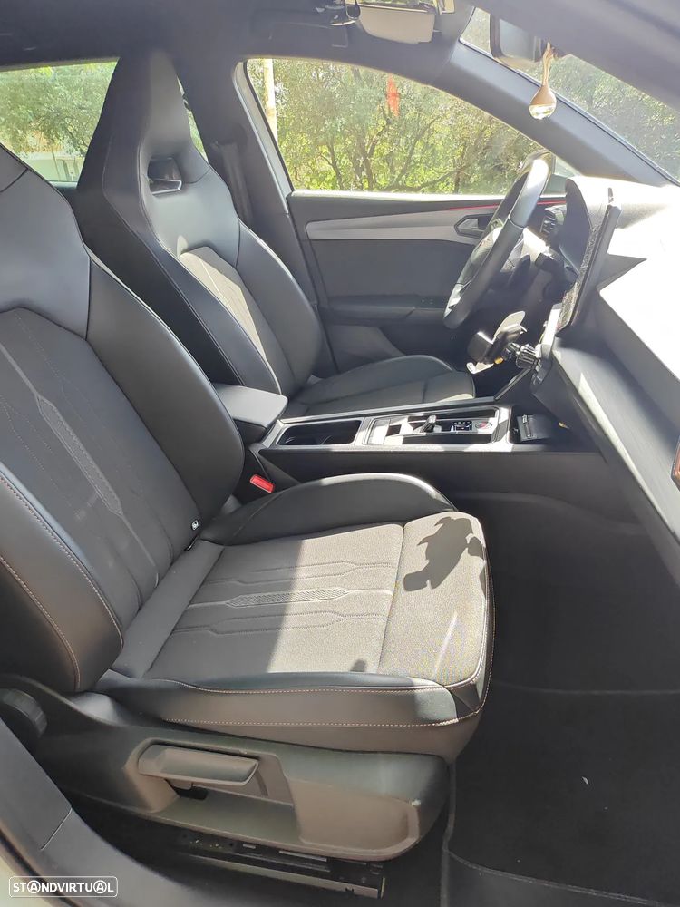 Cupra Leon ST 1.4 e-Hybrid MID DSG - 13