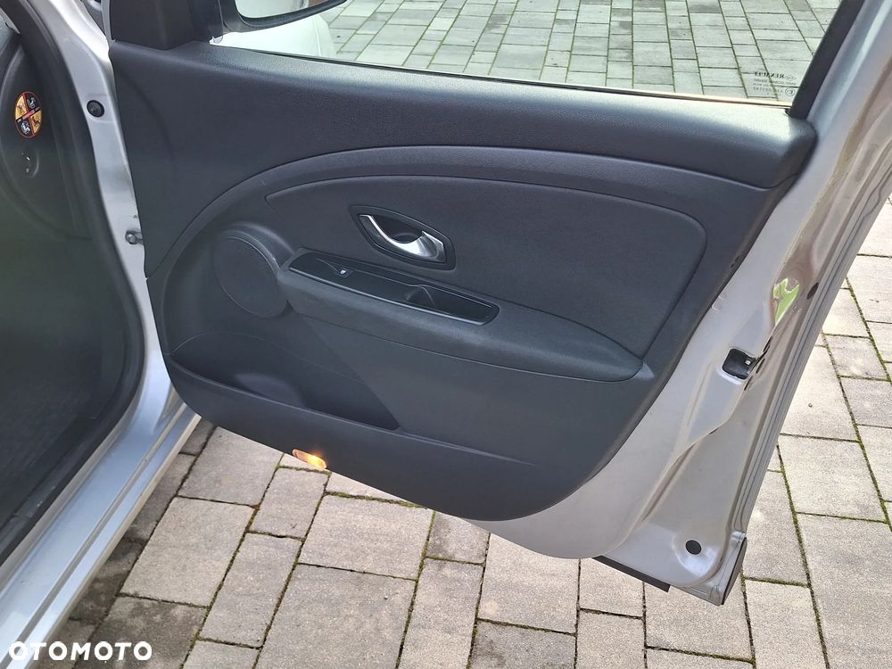 Renault Megane 1.9 dCi Expression - 23