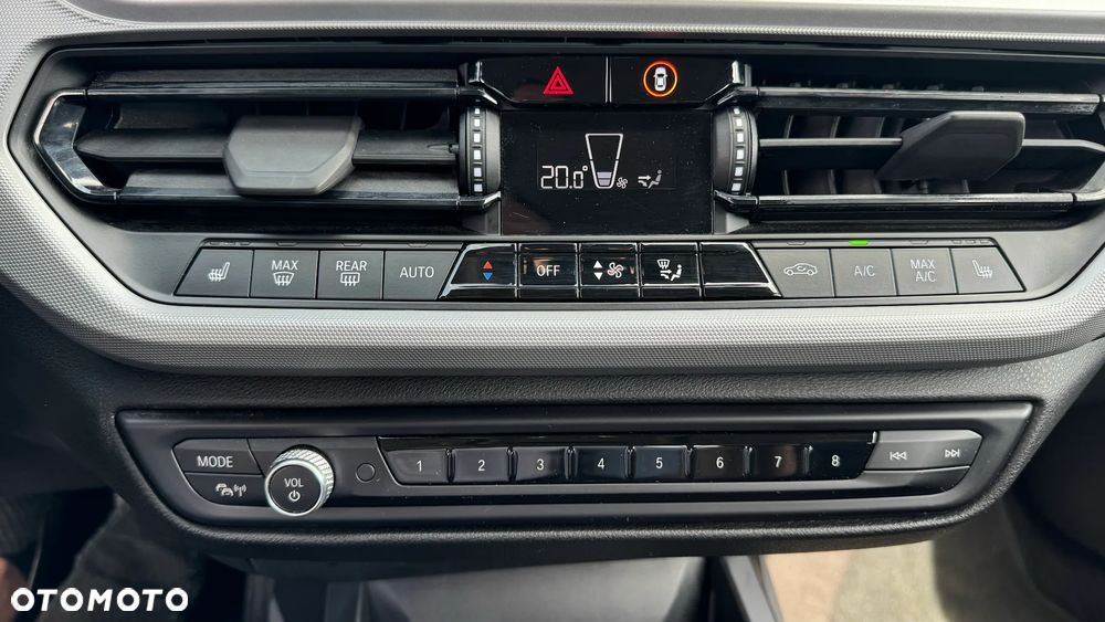 BMW Seria 1 118i Advantage - 16