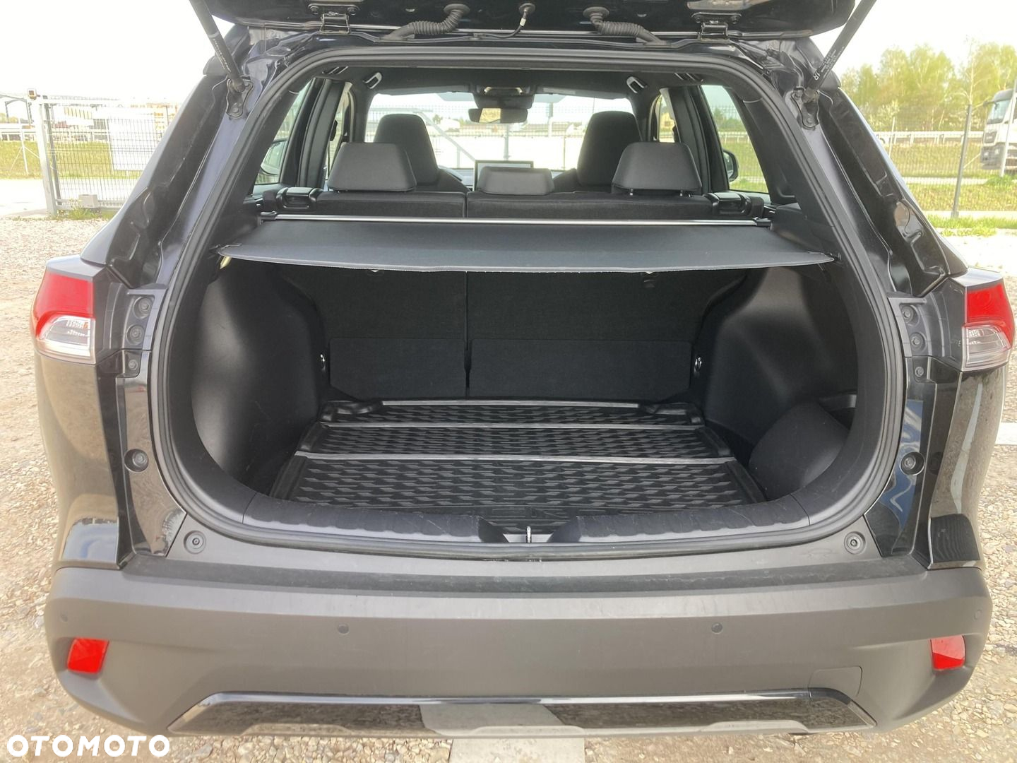 Toyota Corolla Cross 2.0 Hybrid Comfort - 14