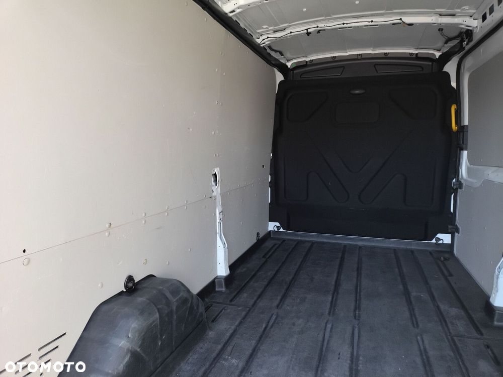 Ford transit - 14