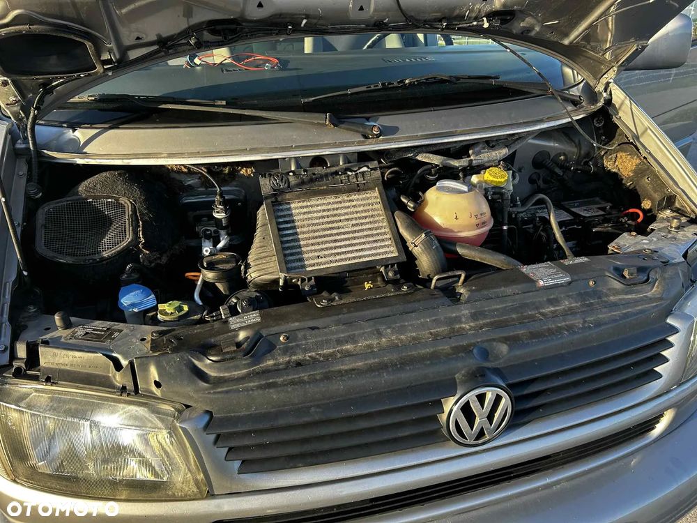 Volkswagen Multivan TDI - 5