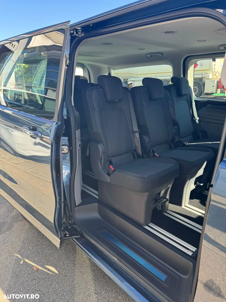 Ford Tourneo Custom - 25