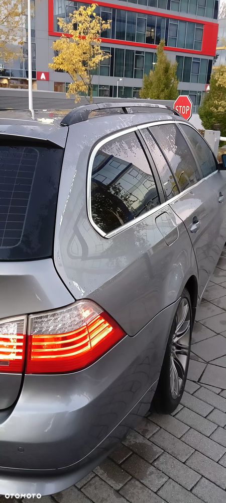 BMW Seria 5 525d Touring - 5
