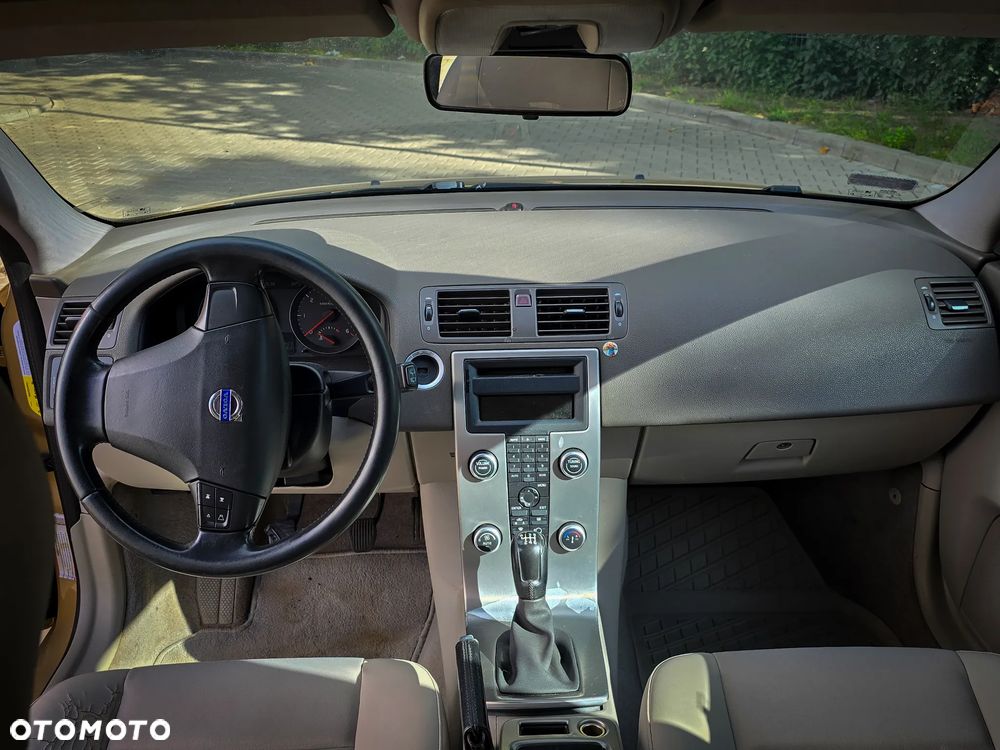 Volvo V50 2.0D - 13