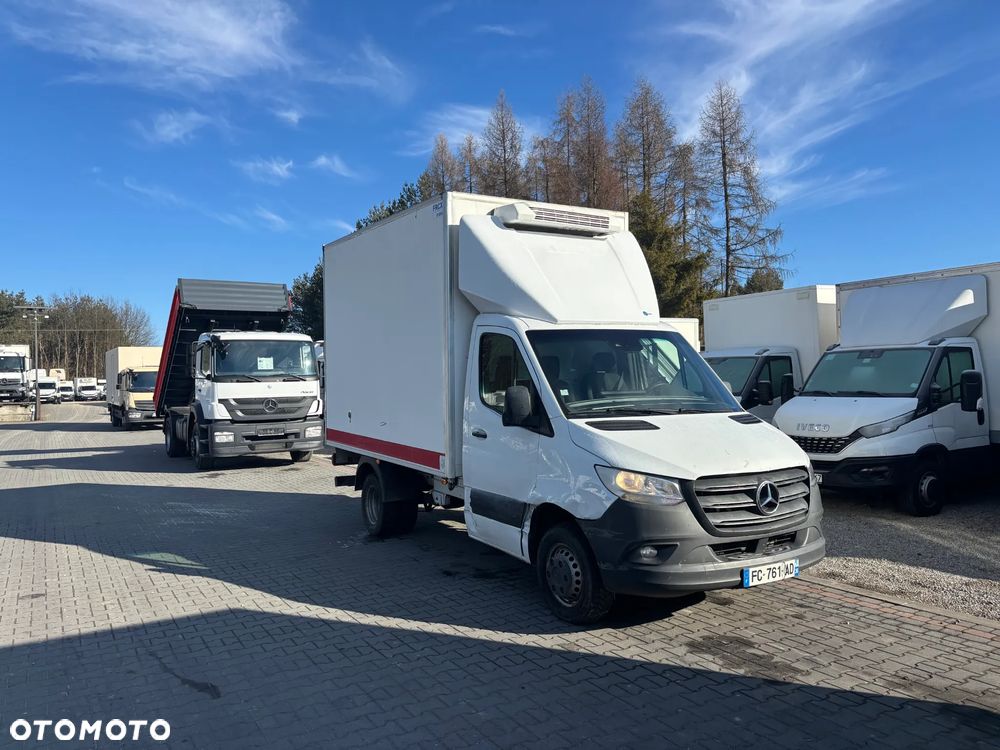 Mercedes-Benz 516,516,,519 CHLODNIA KONTENER PODWOZIE DO ZABUDOWY - 1