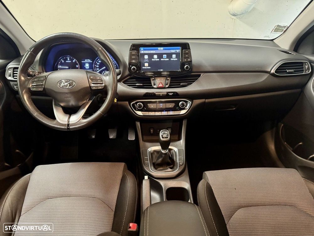 Hyundai i30 SW - 23