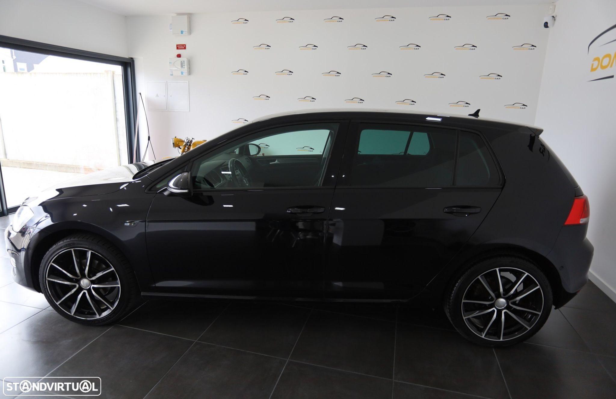 VW Golf 1.6 TDi Highline - 3