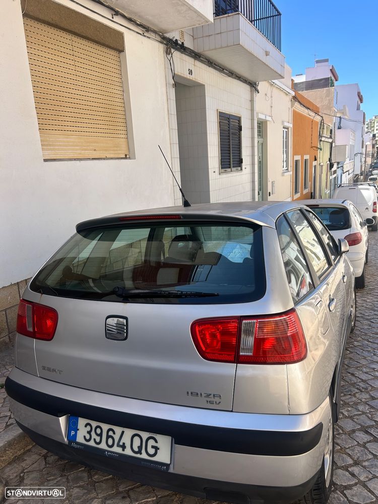 SEAT Ibiza - 3