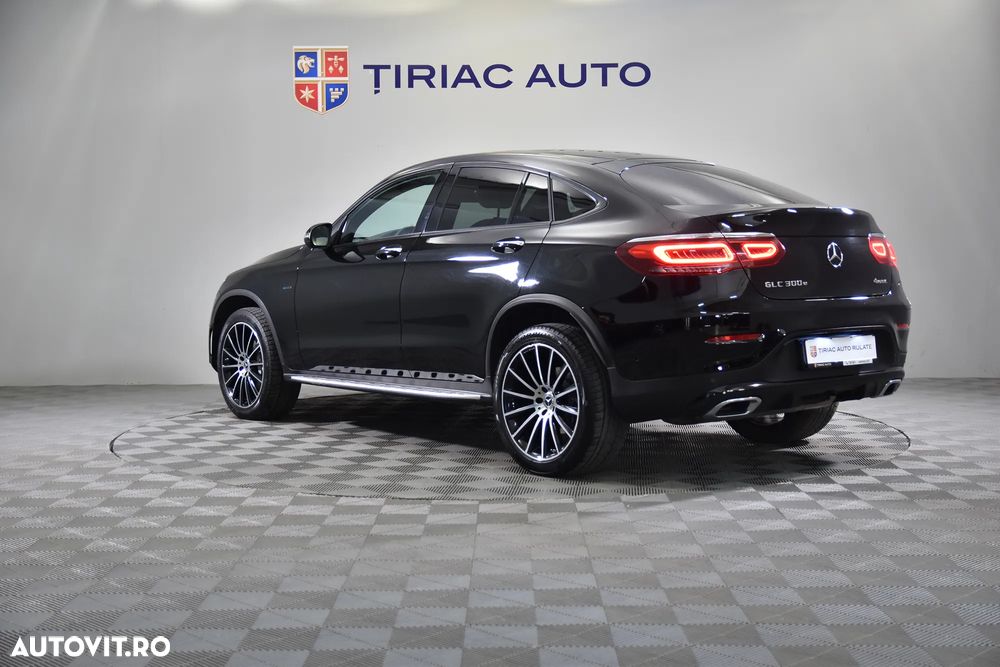 Mercedes-Benz GLC Coupe 300 e 4MATIC - 4