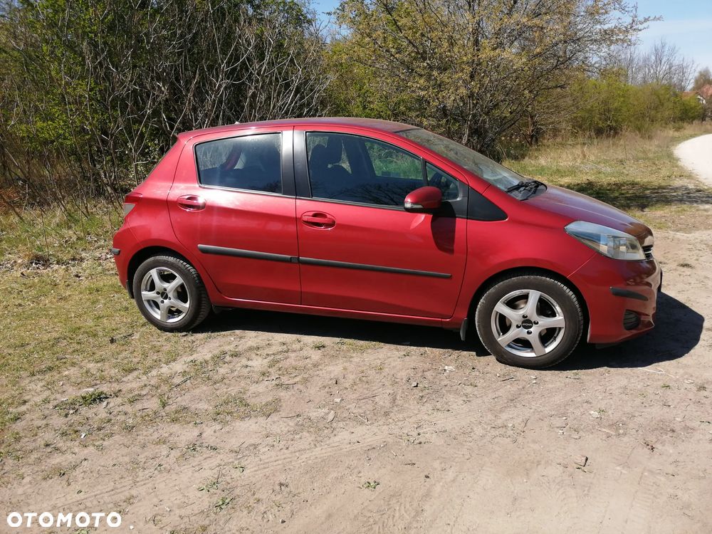 Toyota Yaris 1.33 Premium - 1