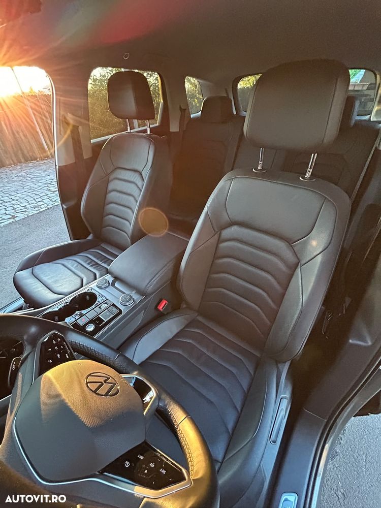 Volkswagen Touareg V6 TDI Elegance - 24