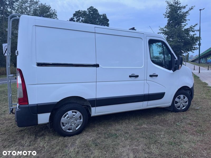 Nissan NV400 - 19