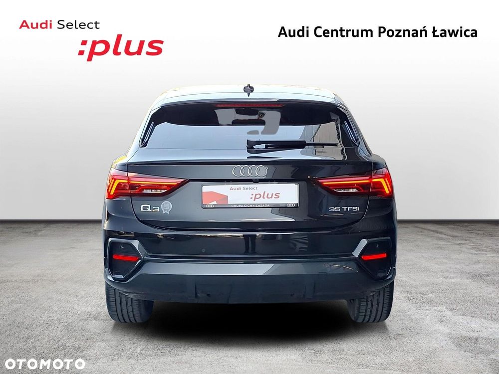 Audi Q3 Sportback - 9