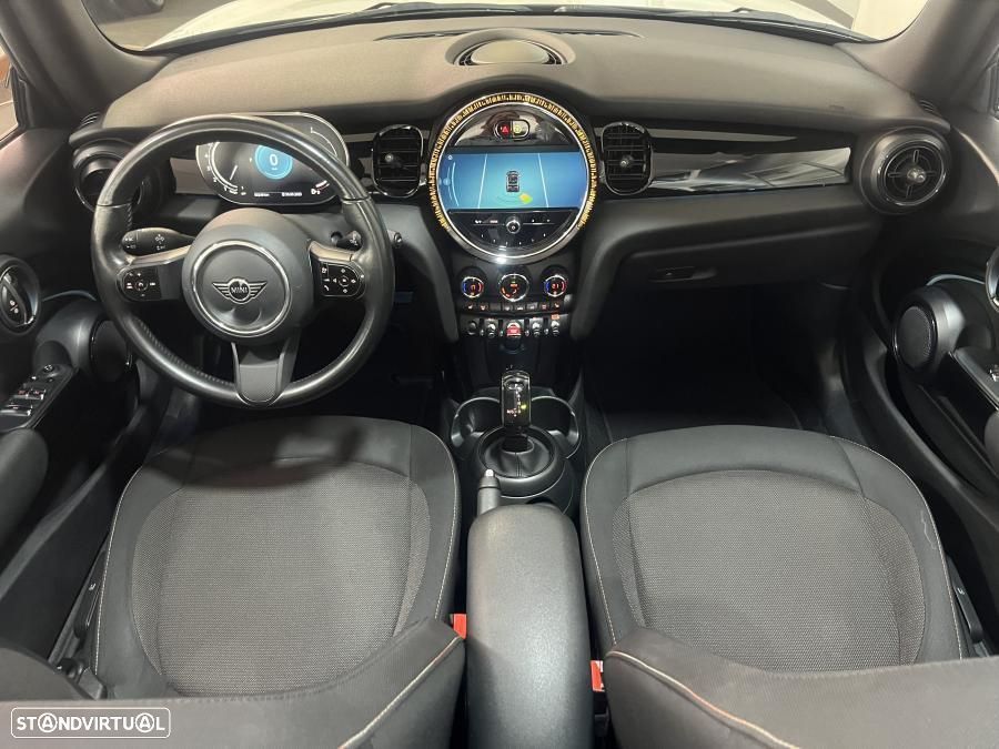 MINI Cabrio Cooper Premium Classic Auto - 27