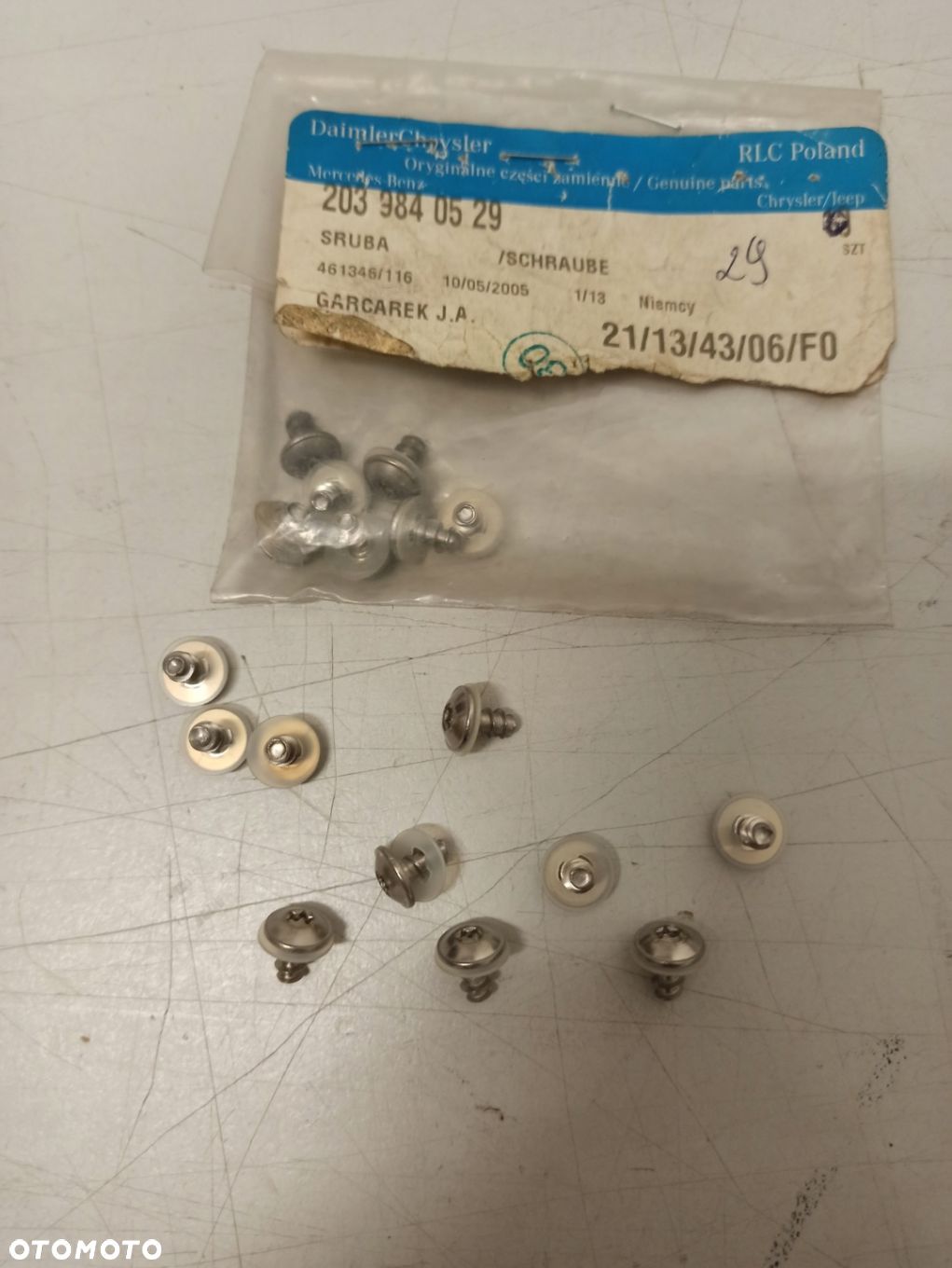 ŚRUBA TORX LISTWY NADWOZIA MERCEDES W210 W211 INNE A2039840529 18 SZT KPL - 1